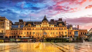 ConstitucionStation_ZH-CN7962568053.jpg