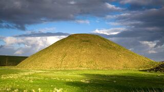 SilburyHill_EN-US2485144120.jpg